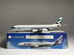 Aeroclassics 1:400 Cathay Pacific Airbus A340-200 VR-HMR ACVRHMR - Picture 1 of 2