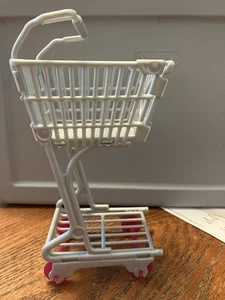 Muñeca Barbie carrito de compras tienda de comestibles buggy gris rosa ruedas Mattel - Imagen 1 de 2