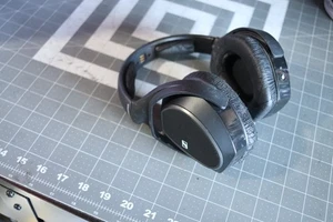 Auriculares inalámbricos Sennheiser HDR 175 solo sin base - Imagen 1 de 10