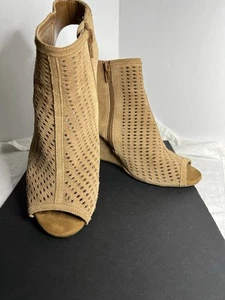 Beautiful Inc Range Open Toe Suede Wedge Heels Women’s Size 10 - Picture 1 of 5