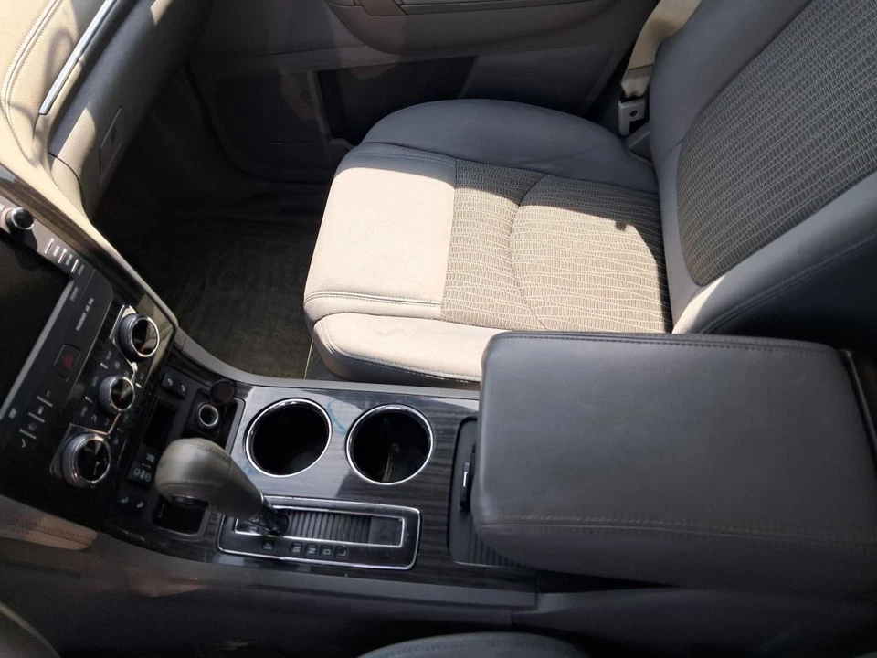 Console Front VIN J 11th Digit Limited Floor Fits 13-17 ACADIA 4770312 Foto 1 de 1