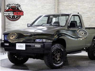 1987 Nissan D21 Pickup Truck 4X2 A/T  Transmission Undercarriage Crossbar OEM - Image 1 of 4