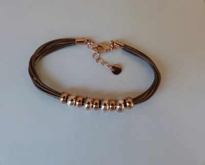 Bracelet chic et tendance en cordon marron et perles bicolores - Bijoux des Lys - Imagen 1 de 4