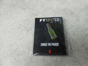 NETFLIX FYSEE '23-LILY COLLINS-EMILY IN PARIS-ENAMEL PIN-CHAMPERE CHAMPAGNE-NEW - Picture 1 of 2