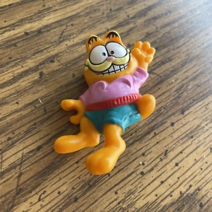Vintage 1981 Garfield The Cat Classic PVC Figure Waving Wave Shelf Sitter - Picture 1 of 3