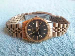 VINTAGE SEIKO LADIES TWO TONE STAINLESS WATCH 7N83 0049 - Picture 1 of 24