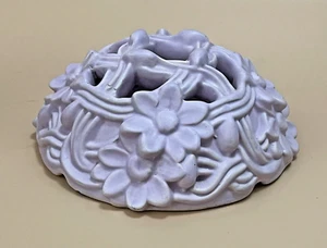 Weller Lavender Eight Hole Lattice Domed Flower Frog - Picture 1 of 15
