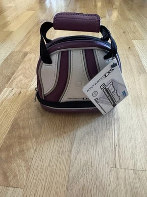 Bolsa de bolos Nintendo DS Game Traveler Brunswick púrpura y blanco Foto 1 de 4