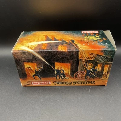 Matchbox Models of Yesteryear Fire Engine Series 1937 GMC Rescue Squad Van FDNY - Image 1 of 4