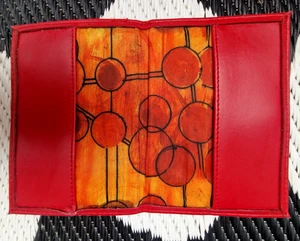 Vintage " Kérastase Paris Red Abstarct Passport Holder " French Kerastase *** - Bild 1 von 6