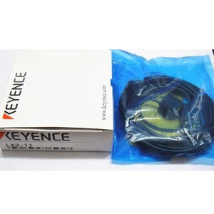 one NEW Keyence LX2-11 laser sensor Fast Delivery - Picture 1 of 2