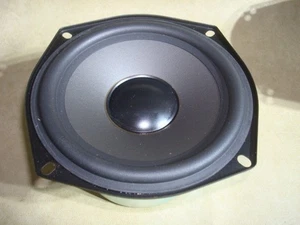 Polk Audio R15 T15 M10 Low Frequency Driver Speaker Woofer 5.25" TESTED WORKING - Picture 1 of 4