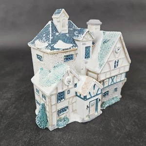 Vintage Lemax High Peaks Building Christmas Village 1995 No Power cord - Picture 1 of 13