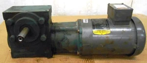 BALDOR INDUSTRIAL MOTOR, VM3554, 1.5 HP, DODGE TIGEAR 2, REDUCER, 26S20R, 20:1 - Picture 1 of 1