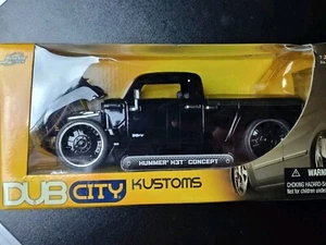 Dub City Kustoms - Hummer H3T Concept - 1:24 Scale Die-Cast - Jada Toys - Picture 1 of 7
