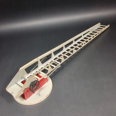 Conjunto de escalera aérea pluma de metal para camión de bomberos Nylint NFD Foto 1 de 4