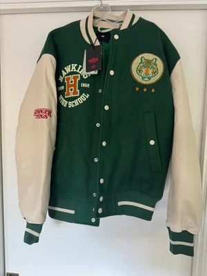 Chaqueta universitaria mediana Stranger Things x H&M mezcla de lana para hombre Foto 1 de 2