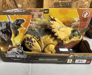 Figura de acción Jurassic World Dino Trackers Regaliceratops - Wild Roar NUEVO - Imagen 1 de 3