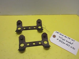 1986-89 honda fourtrax foreman 350 4X4 pair of tail light bracket #80230-HA7-670 - Foto 1 di 2