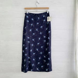 NWT Crazy Horse, Liz Claiborne straight navy floral midi skirt size M - Picture 1 of 4