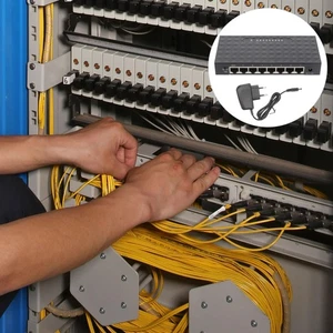 1 szt. 8 portów Ethernet Desktop 100Mpbs RJ45 Adapter rozdzielacza sieciowego z (czarny) - Zdjęcie 1 z 12