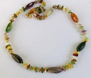Lightweight multi colored 28 inch beaded necklace - Picture 1 of 4