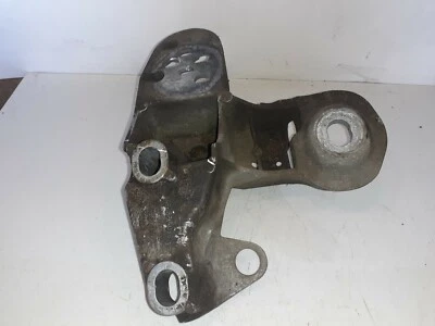 Soporte de montaje motor lado izquierdo pasajero Audi A4 2.4 V6 Sport B6 Cabriolet Foto 1 de 2