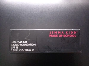 Jemma kidd make up School Liquid Foundation Light as Air SPF18 30ml 06 medium - Picture 1 of 1