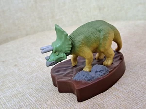 Dinosaur Figure Tomy McDonald 2016 - Picture 1 of 6