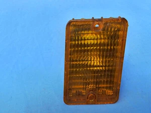NOS 1974-1975 CHEVROLET VEGA LEFT HAND AMBER TURN SIGNAL LAMP ASSEMBLY 912189 - Picture 1 of 2