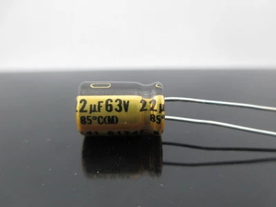 JAPAN 3PCS Nichicon MUSE FG Fine Gold 22Uf  63V 22mfd Audio Capacitor - image 1 of 4