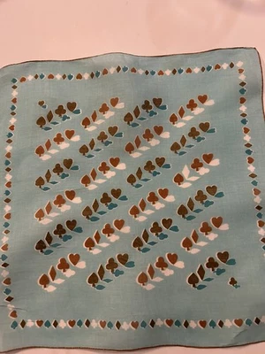 Símbolos de cuatro cartas/corazones, picas, diamantes y palos. Hankie Foto 1 de 4