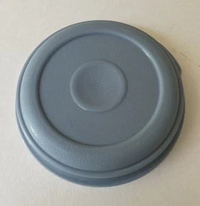 Coperchio di ricambio Rubbermaid Servin Saver #6 blu rotondo *solo coperchio - Foto 1 di 7