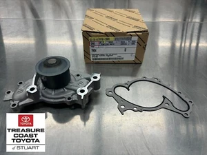 NEW GENUINE TOYOTA WATER PUMP ASSEMBLY & GASKET 16100-29085 - Picture 1 of 5