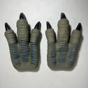 Jurassic World Velociraptor Blue Claws Dinosaur One Size Gloves Mattel 2017 - Picture 1 of 7