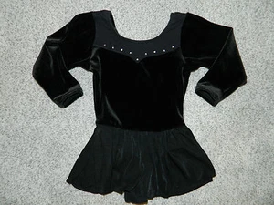 Girl's Black Velour Long Sleeve Leotard Size XS 4/5 - Picture 1 of 1