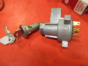 CORVETTE 1968 --NEW -IGNITION-SWITCH & KEY replace 1116697 - Picture 1 of 4