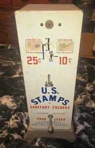 Vintage US BRIEFMARKEN IN SANITÄRMAPPEN 5 & 10 Cent MÜNZAUTOMAT - Bild 1 von 8