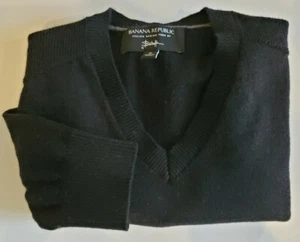 Banana Republic Men M Black Italian Merino Yarn by Baruffa Crewneck SweaterA118* - Picture 1 of 6