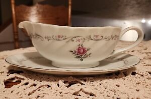 ROYAL SWIRL GRAVYBOAT AND UNDERPLATE/RELISH TRAY FROM FINE CHINA OF JAPAN!