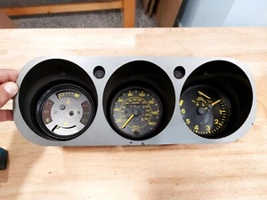 1985 Porsche 944 Instrument Cluster Gauges 5 Speed Manual Trans - Picture 1 of 9