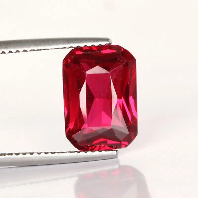 Amazing! Red Ruby Emerald Shape 7.Carat Loose Gemstone For Ring Making - Image 1 of 3