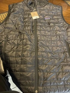 NWT Patagonia Mens XL Nano Puff Vest Insulated 84242 Black SP22 w/Company Logo - Picture 1 of 5