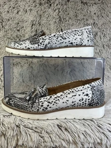 Mocasines Preston & York Hollie de cuero con estampado de serpiente plataforma borlas de 9,5 M - Imagen 1 de 10