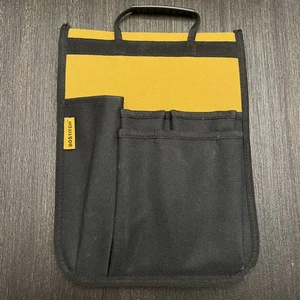 Bolsa de herramientas Bostitch multibolsillos con mango doble cara negro y amarillo # 931 - Imagen 1 de 4