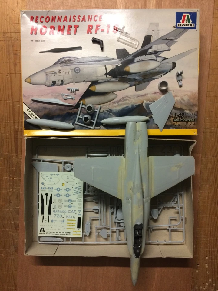 1/48 ITALERI 824 : RF-18A HORNET MCDONNELL DOUGLAS USMC CANADA RCAF RECO PHOTO - Photo 1/1