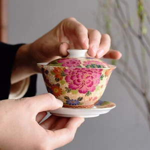 Tazza da tè in porcellana 150 ml ceramica Gaiwan Jingdezhen tazza con coperchio piattino tazza da tè - Foto 1 di 8