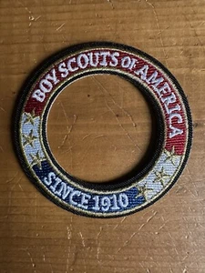 Boy Scouts America BSA World Crest Anillo Parche Tropa Crew Pack Cub DESCONTINUADO - Imagen 1 de 2