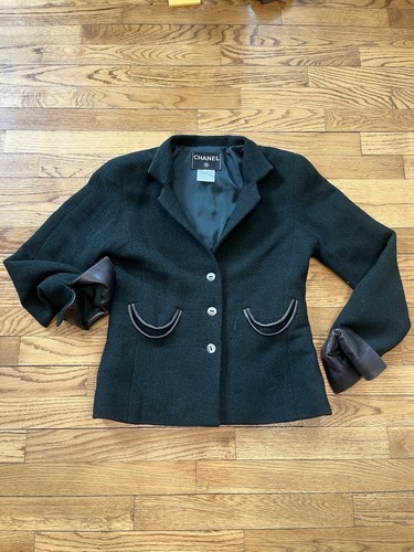 Bellissimo blazer vintage CHANEL verde scuro 85% lana 90% fodera seta taglia 38