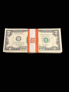25 ($2 BILLS) TWO DOLLAR BILLS VERY LIGHTLY CIRCULATED - Series 2013 - Picture 1 of 3